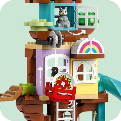 Tree House 10993