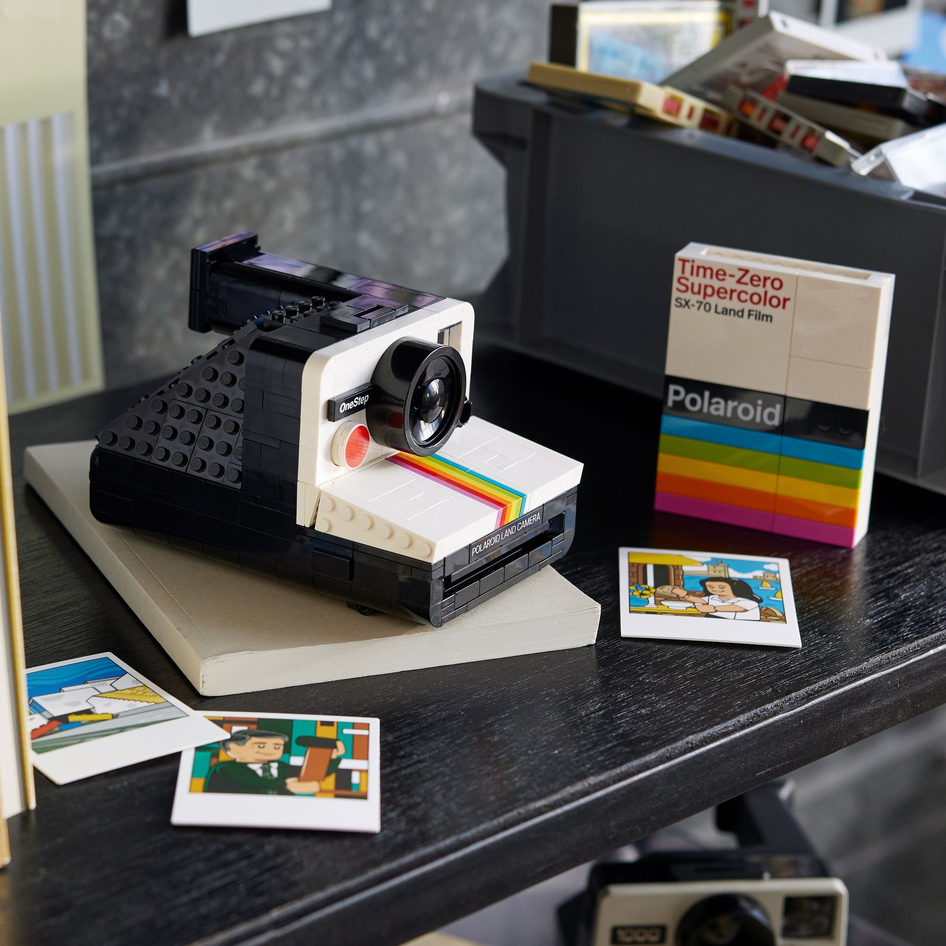 21345 Polaroid OneStep SX-70 Camera – LEGOLAND® Discovery