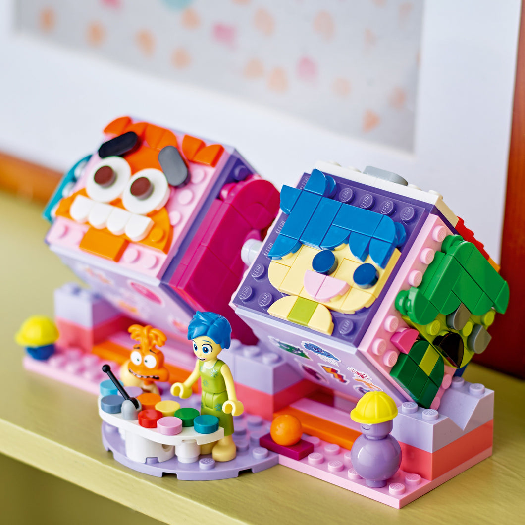 43248 Inside Out 2 Mood Cubes