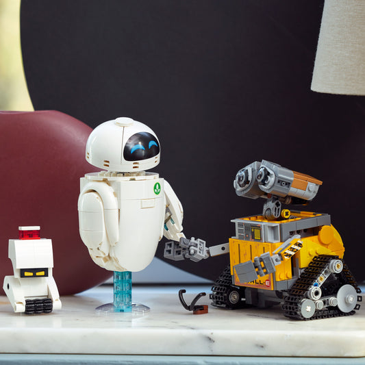 43279 WALL-E and EVE