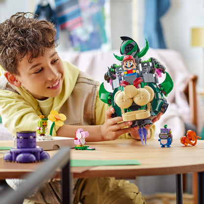 72042 Prince Florian & Castle Bowser