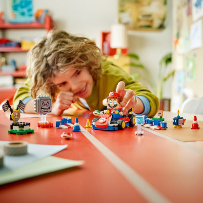 72043 Mario Kart - Interactive LEGO Mario & Standard Kart