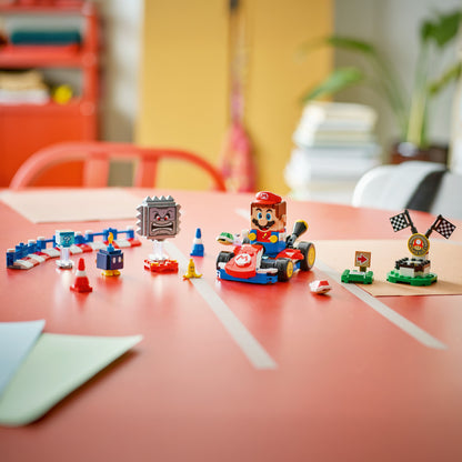 72043 Mario Kart - Interactive LEGO Mario & Standard Kart