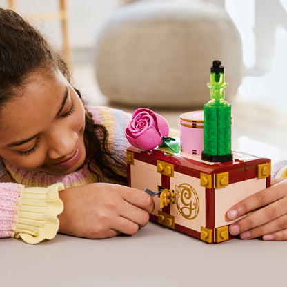 75683 Glinda & Elphaba's Dormitory