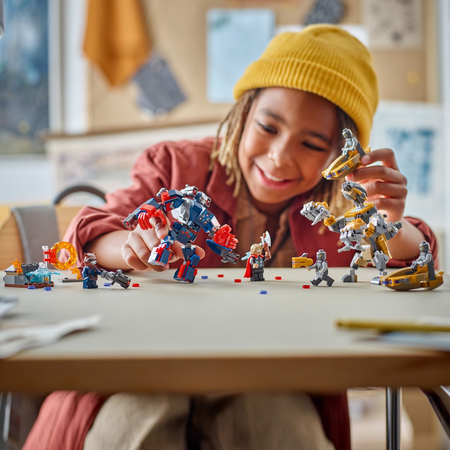 76322 Avengers End Game: Thor Vs. Chitauri