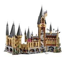 Load image into Gallery viewer, Hogwarts™ Castle 71043
